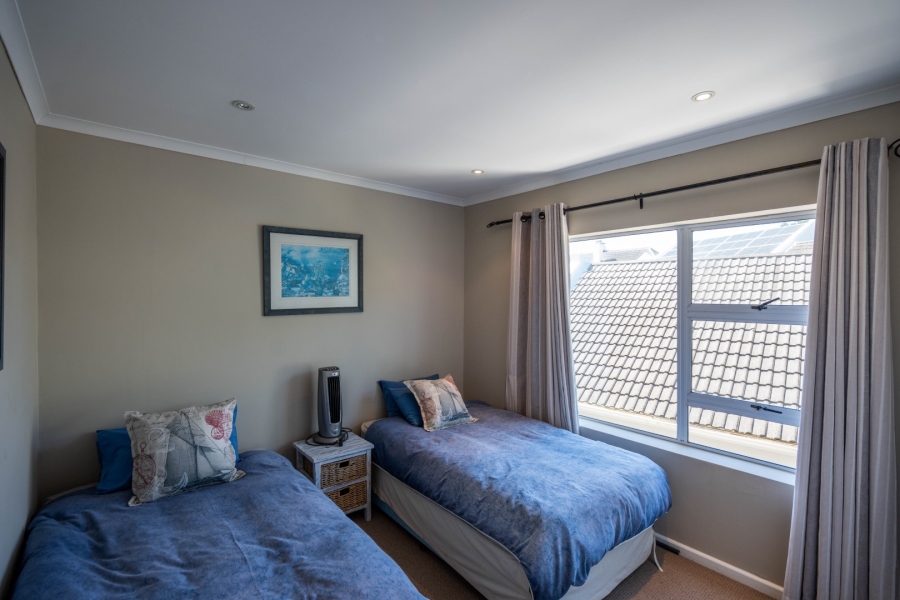 7 Bedroom Property for Sale in Royal Alfred Marina Eastern Cape